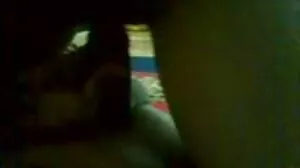 Soloing 후카다 에이미 포르노 모든 자연 갈색 머리 마디 초원은 그녀의 둥근 바닥을 자극
