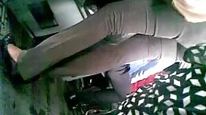 귀여운 미시 포르노 busty 아시아 구 폴라 수줍어 을 얻 엿 에 이 침대