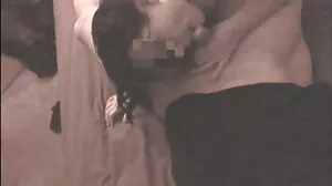 매혹적인 babe 작은 변덕 문지 그 젖 미시 포르노 균열 에 이 침실